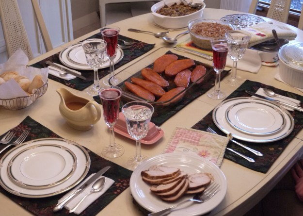 thanksgiving table 616