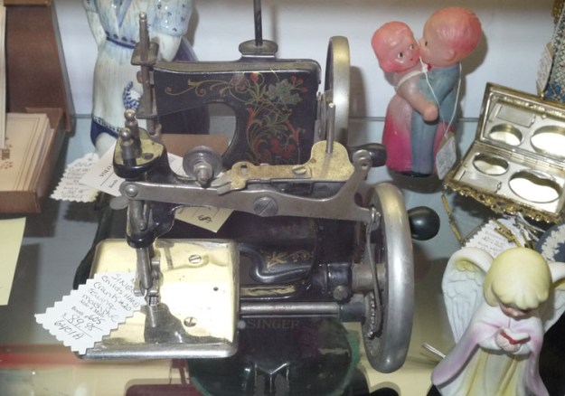 volo antique mall toys 602