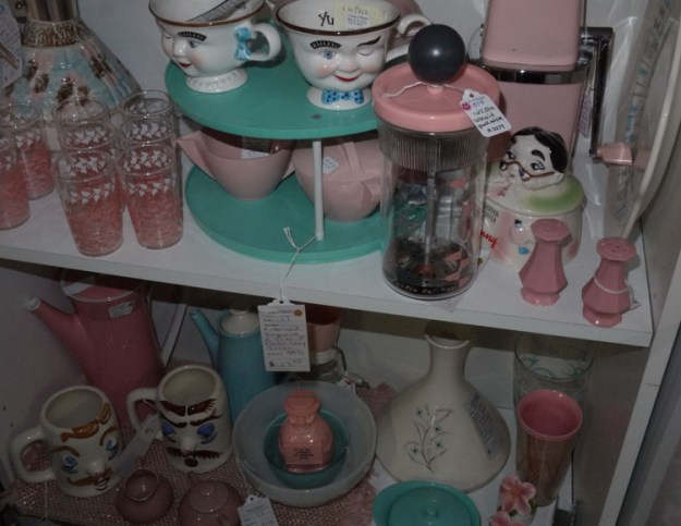 volo antiques kitchen 578