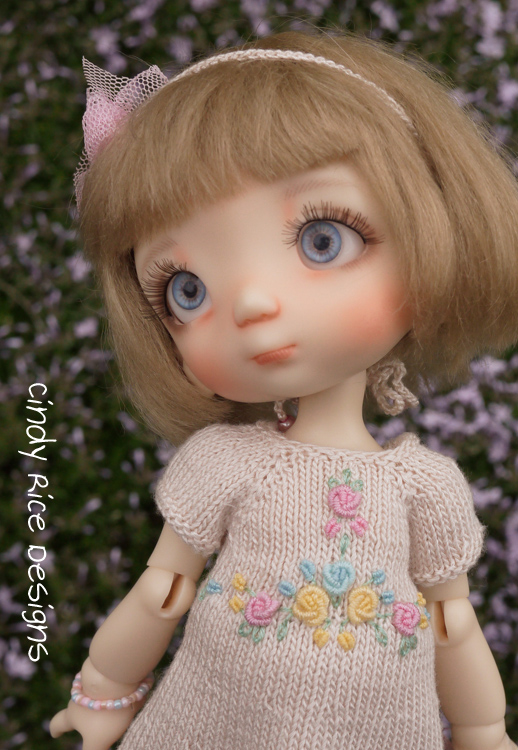 pastels in the garden 102