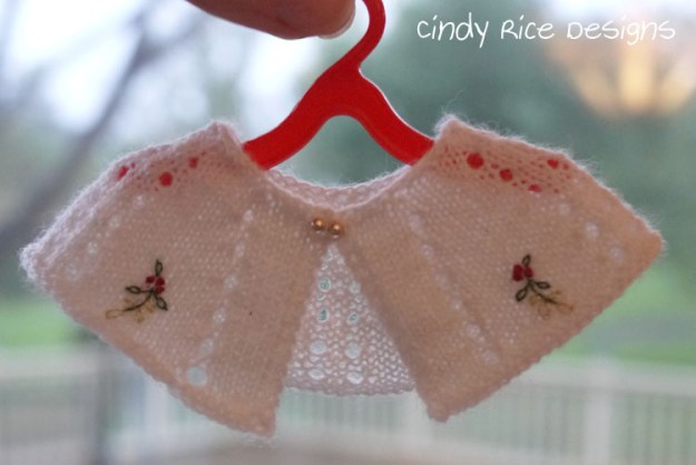 christmas-caroler-308