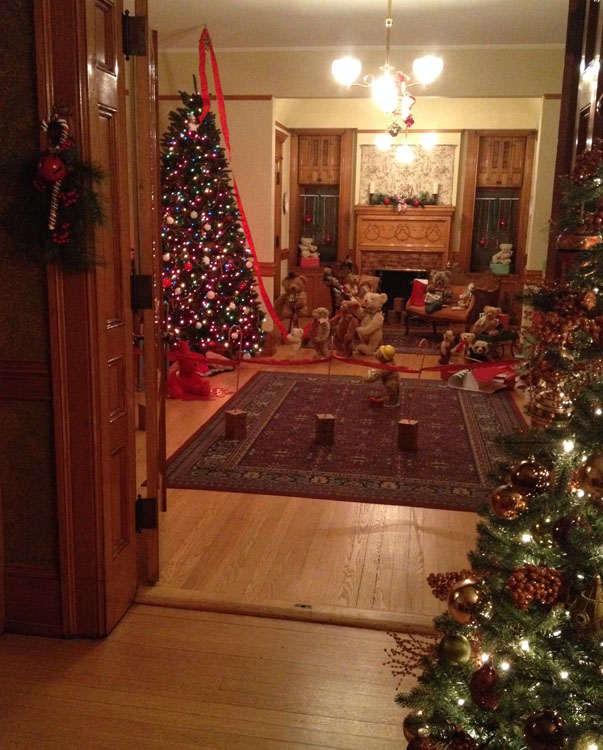 pabst mansion principal guest bedroom 3697