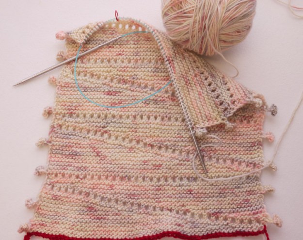 bobble cowl in progress 718