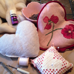 cross stitch heart sachet 3862