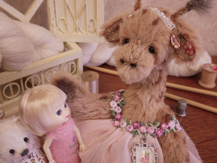 ivy amelia claudette 699