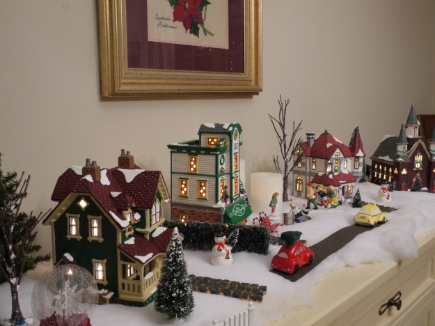 2019 snow village 295