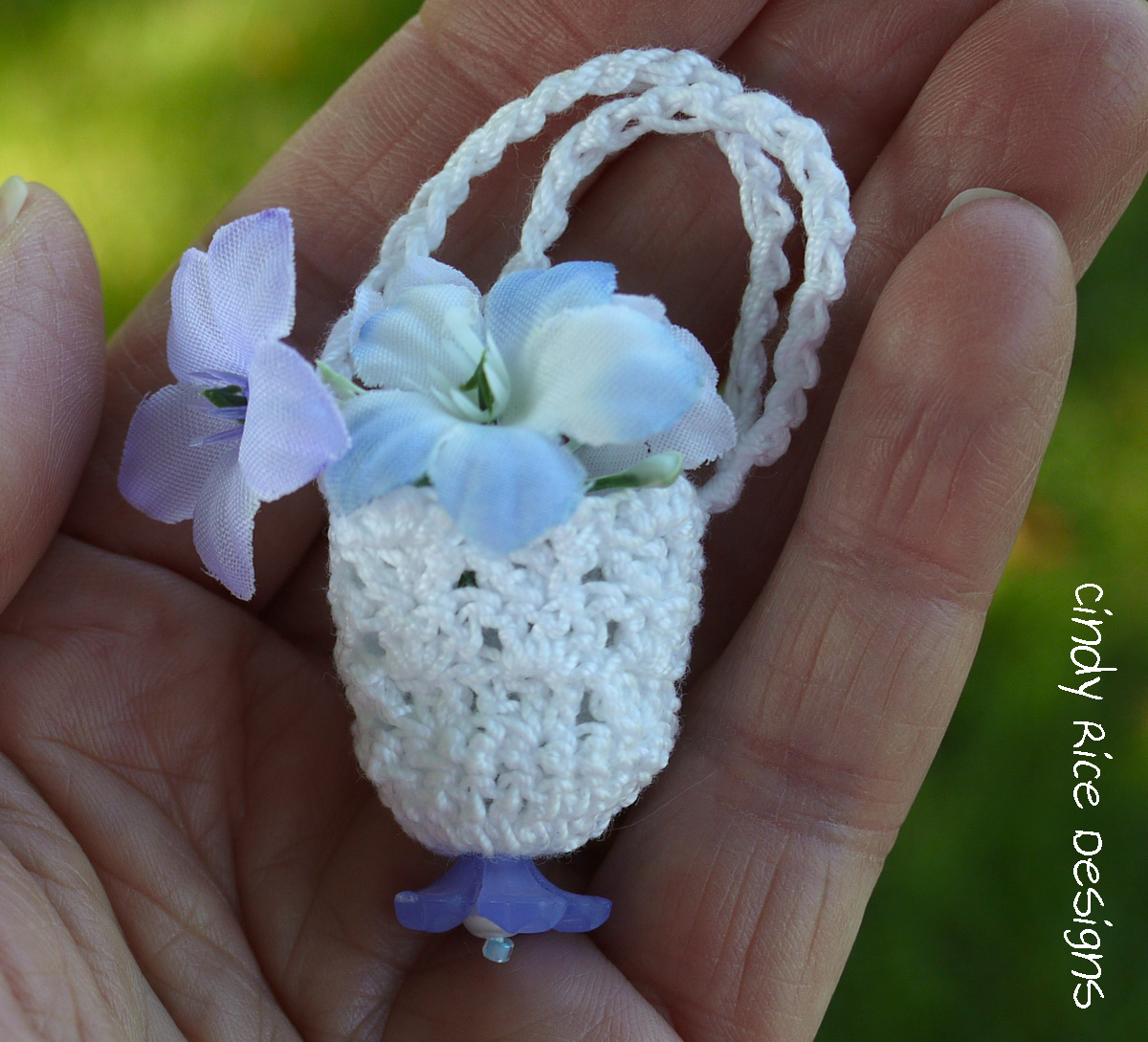 summery blue in the garden 632
